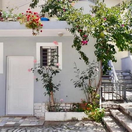 Olti'S Beach House Saranda Extérieur photo
